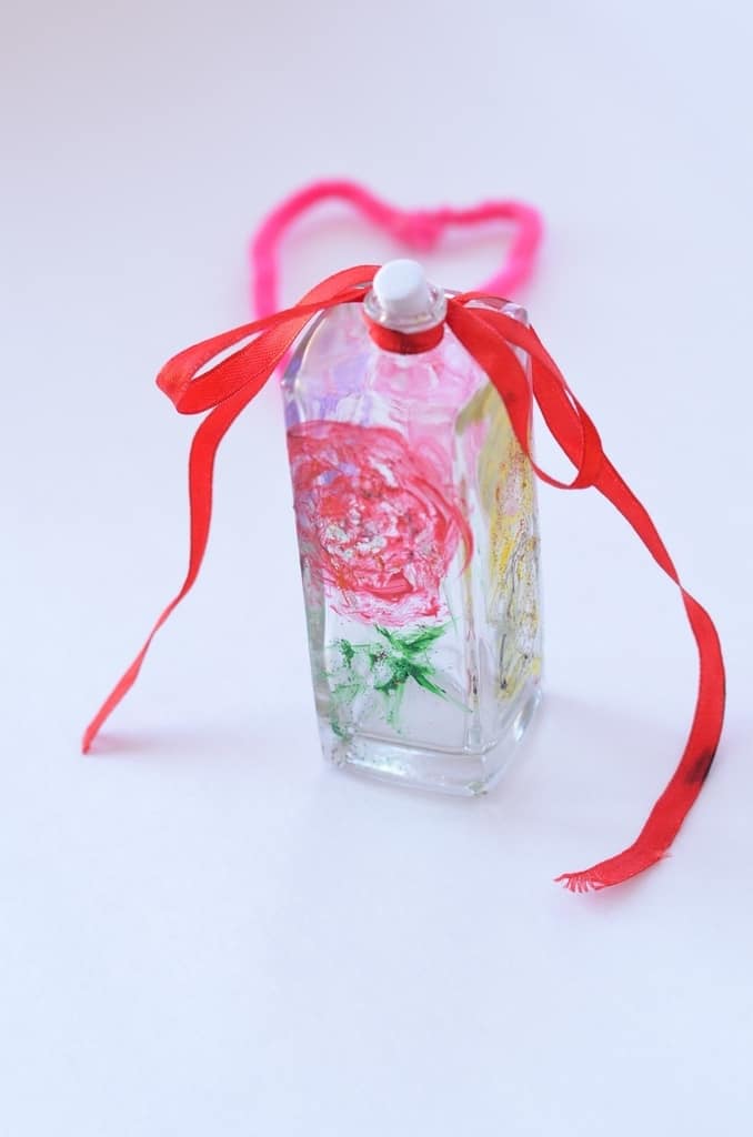 painted-glass-bottle-homemade-mothers-day-gift-idea